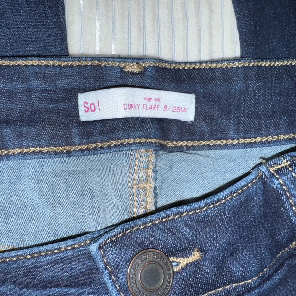 High Rise Flare Jeans - Picture 3 of 3